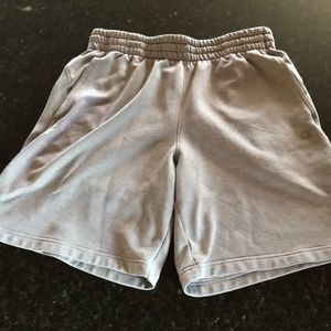 Pair grey Champion shorts!